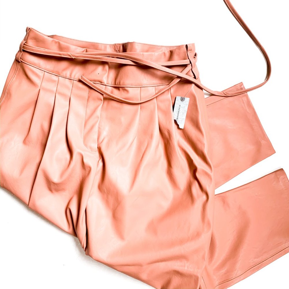 NWT anthropologie peach faux leather highrise pant - Picture 3 of 5